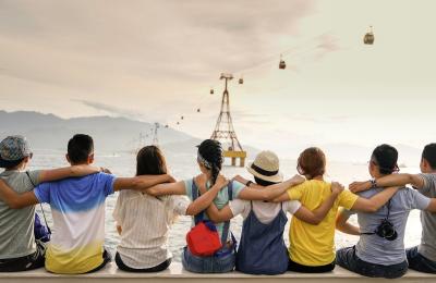 Grupo de pessoas reunidas em uma atividade colaborativa