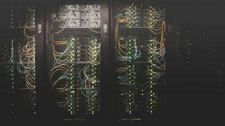 Luzes de servidores em um data center